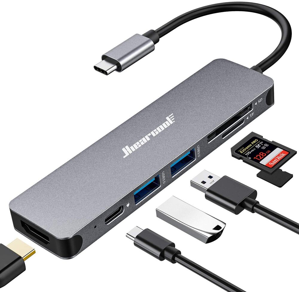 Avec 4,8 étoiles sur 5, le Hiearcool Dock est proposé à 25,99 €. Les utilisateurs sont le plus souvent très satisfaits de ce produit. Il est élégant et léger tout en étant robuste et permet de réaliser toutes les connexions dont ils ont besoin. Elle est dotée d'une interface HDMI 4K, de ports USB, de ports pour cartes SD et d'un port USB-C pour l'alimentation. Cependant, quelques utilisateurs se plaignent de temps en temps de la perte de connexion des ports USB.