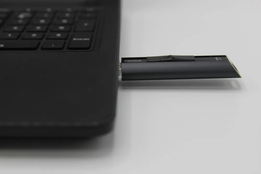 SanDisk Extreme PRO USB 3.1 128GB with Dell PC